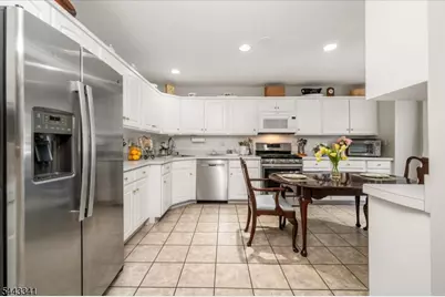 3 Nottingham Ct, Morris Township, NJ 07960 - Photo 6