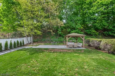 167 Beverly Hill Rd, Clifton, NJ 07012 - Photo 20