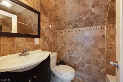 2106 Kay Ave, Union Township, NJ 07083 - Photo 16