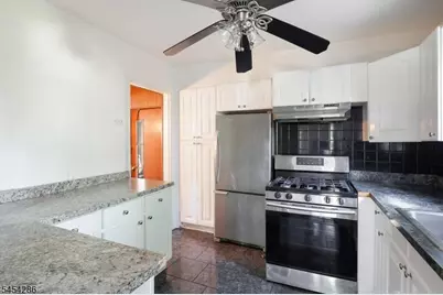 2106 Kay Ave, Union Township, NJ 07083 - Photo 10