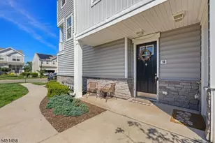 1B Passe Ct, Hillsborough Township, NJ 08844 - Photo 2
