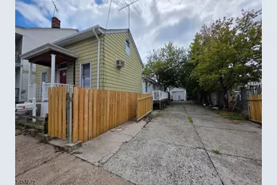 200 Atlantic St, Paterson, NJ 07503 - Photo 6