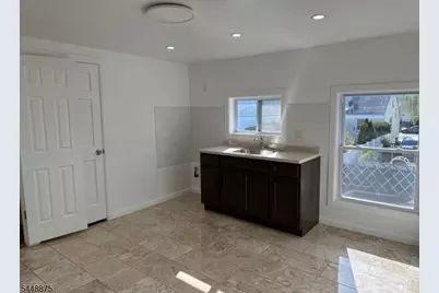 10 Kipp Pl, Paterson, NJ 07513 - Photo 2