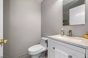291 Cheyenne Rd, Andover Township, NJ 07848 - Photo 20