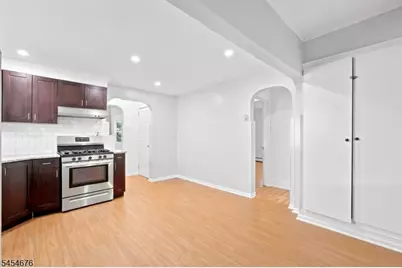 18 Winfield St, West Orange Township, NJ 07052 - Photo 8