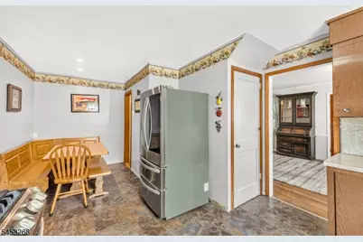 127 N Clark Ave, Somerville, NJ 08876 - Photo 8