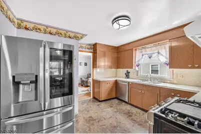 127 N Clark Ave, Somerville, NJ 08876 - Photo 6