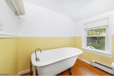 15 Laceytown Rd, Hardyston Township, NJ 07416 - Photo 18