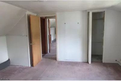 913 Briarcliff Ave, Maywood, NJ 07607 - Photo 18