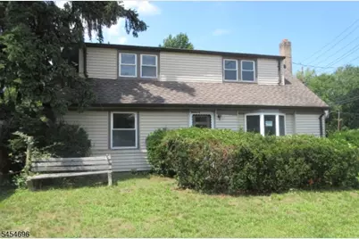 913 Briarcliff Ave, Maywood, NJ 07607 - Photo 2