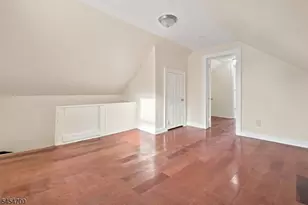 359 S 18th St, Newark, NJ 07103 - Photo 32