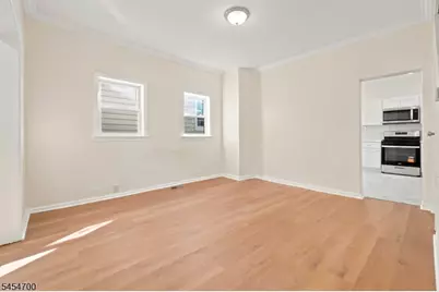 359 S 18th St, Newark, NJ 07103 - Photo 6