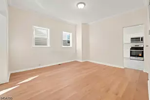 359 S 18th St, Newark, NJ 07103 - Photo 6