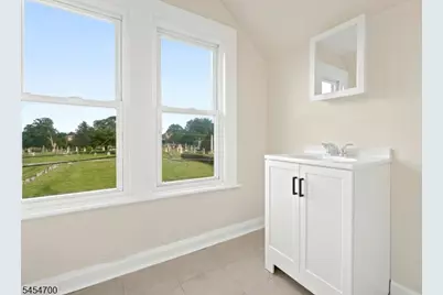 359 S 18th St, Newark, NJ 07103 - Photo 34