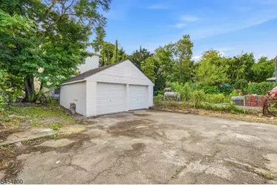 359 S 18th St, Newark, NJ 07103 - Photo 40