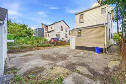 359 S 18th St, Newark, NJ 07103 - Photo 38
