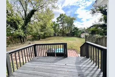 55 Lincoln Cir, Flemington, NJ 08822 - Photo 2