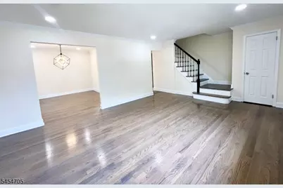55 Lincoln Cir, Flemington, NJ 08822 - Photo 4