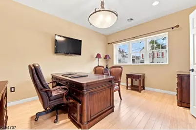 5 Budd St, Morristown, NJ 07960 - Photo 8