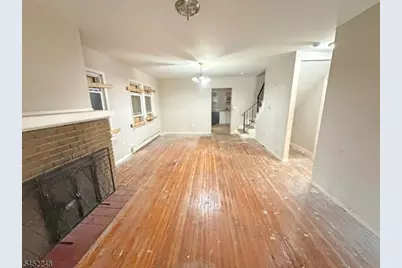 13 Linwood Pl, East Orange, NJ 07017 - Photo 4