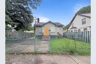 13 Linwood Pl, East Orange, NJ 07017 - Photo 12