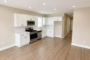 923 Kenneth Ave, Elizabeth, NJ 07202 - Photo 1