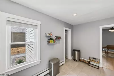 12 Capner St, Flemington, NJ 08822 - Photo 8