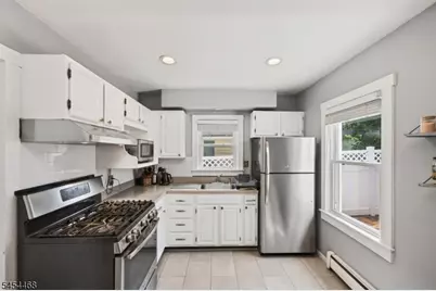12 Capner St, Flemington, NJ 08822 - Photo 6