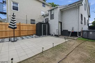 239 S 19th St, Newark, NJ 07103 - Photo 18