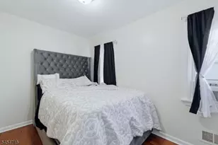239 S 19th St, Newark, NJ 07103 - Photo 10