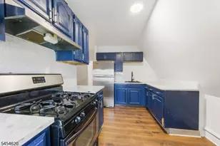 209 N 11th St, Newark, NJ 07107 - Photo 2