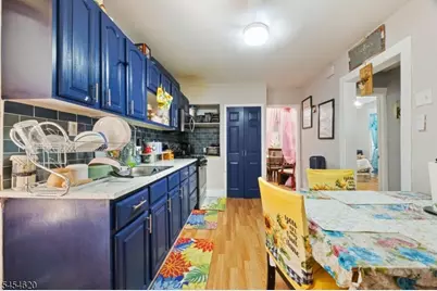 209 N 11th St, Newark, NJ 07107 - Photo 20
