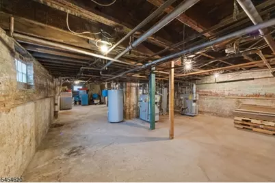 209 N 11th St, Newark, NJ 07107 - Photo 26