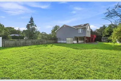 177 Truman Ter, Paramus, NJ 07652 - Photo 32