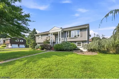 177 Truman Ter, Paramus, NJ 07652 - Photo 2