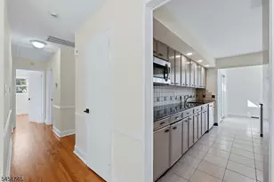 177 Truman Terrace, Paramus, NJ 07652 - Photo 14