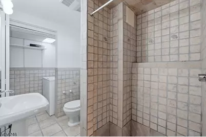 177 Truman Ter, Paramus, NJ 07652 - Photo 28