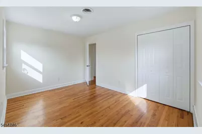 177 Truman Ter, Paramus, NJ 07652 - Photo 20