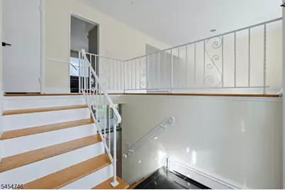 177 Truman Ter, Paramus, NJ 07652 - Photo 4