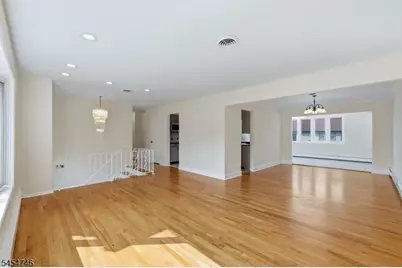 177 Truman Ter, Paramus, NJ 07652 - Photo 6
