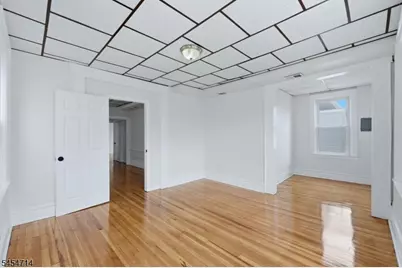 250 Elmwood Ave, East Orange, NJ 07018 - Photo 16