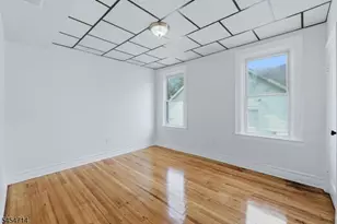 250 Elmwood Ave, East Orange, NJ 07018 - Photo 10