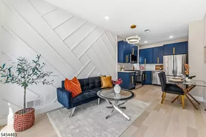 28 Grove Ter, Irvington, NJ 07111 - Photo 2