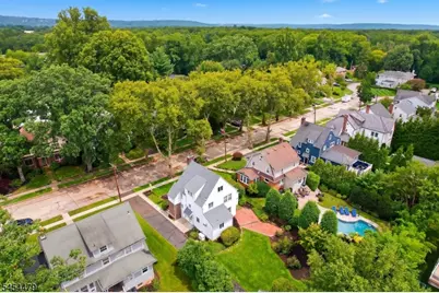 4 Doering Way, Cranford Township, NJ 07016 - Photo 20