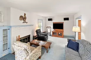 4 Doering Way, Cranford Township, NJ 07016 - Photo 4