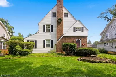 4 Doering Way, Cranford Township, NJ 07016 - Photo 1