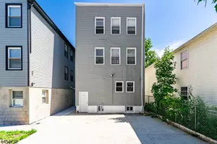 693 S 20th St, Newark, NJ 07103 - Photo 6