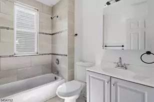 693 S 20th St, Newark, NJ 07103 - Photo 12