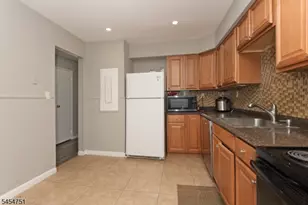 808 Eves Dr, Hillsborough Township, NJ 08844 - Photo 10