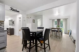 62 Pinetree Dr, Sayreville Boro, NJ 08859 - Photo 14